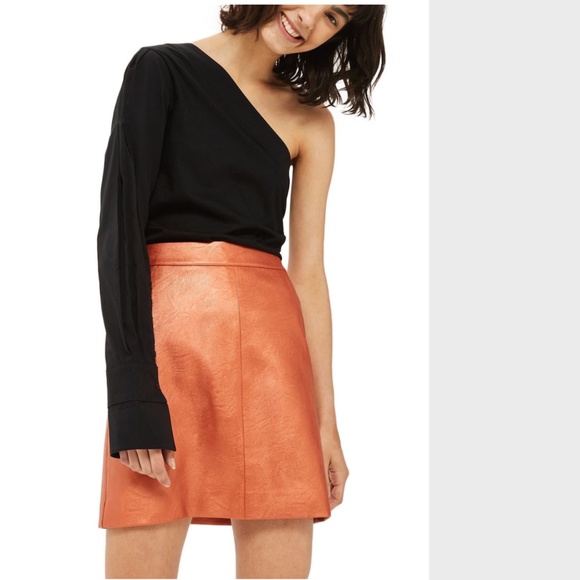 Topshop Tops - TopShop Black Off One Shoulder Jersey Top S 6/8NWT